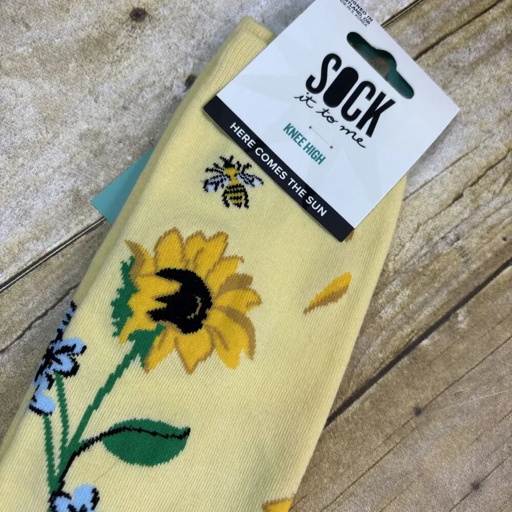 Sock It To Me Knee High Socks Womens 5-10 Here Comes The Sun Daisy Bee Yellow